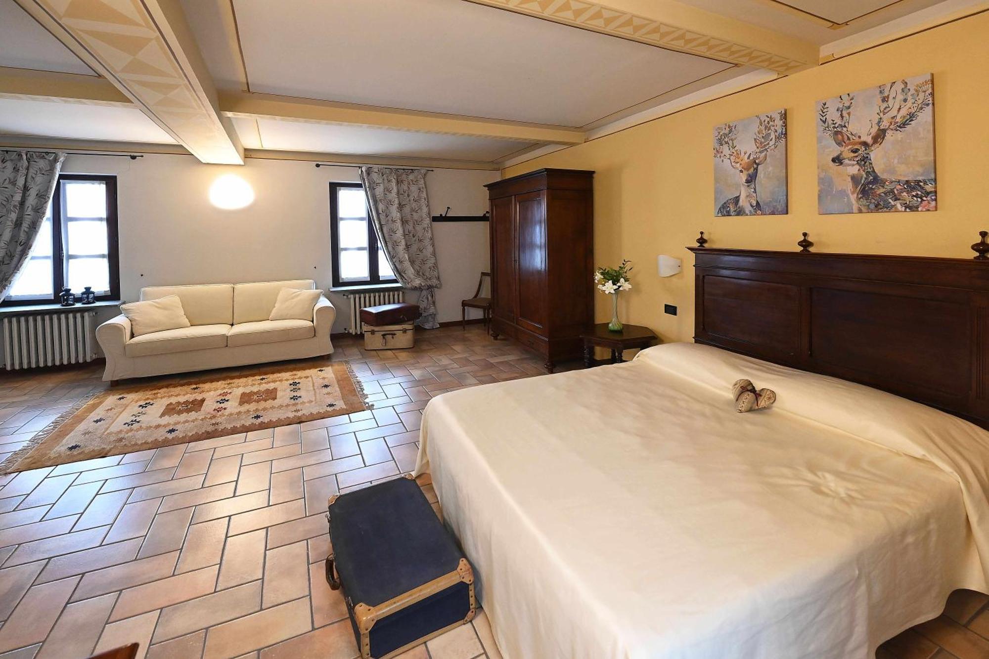 La Ca Dolga Guest House La Morra Room photo