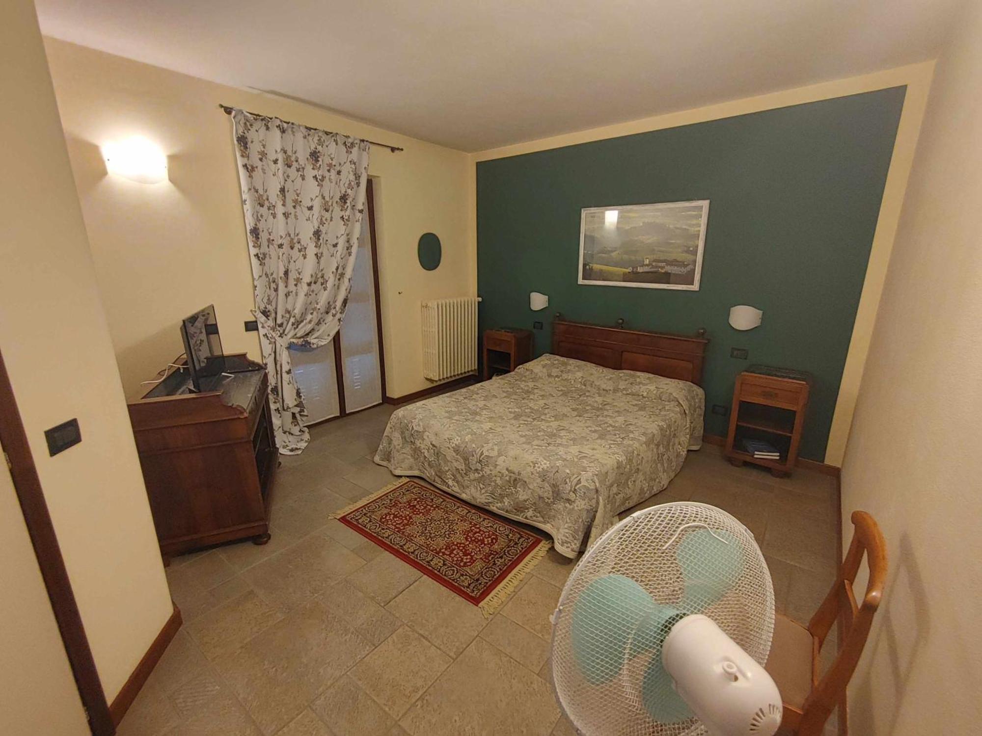 La Ca Dolga Guest House La Morra Room photo